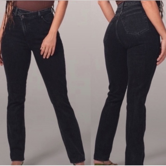 Abercrombie & Fitch 90s Slim Straight Ultra High Rise Jean - Picture 1 of 7